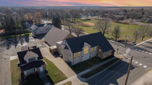 405 Broadway Avenue S, Cokato