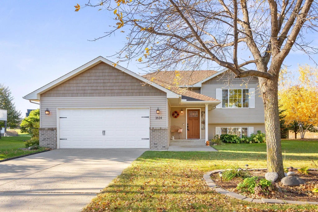 1614 Helen Street, Buffalo