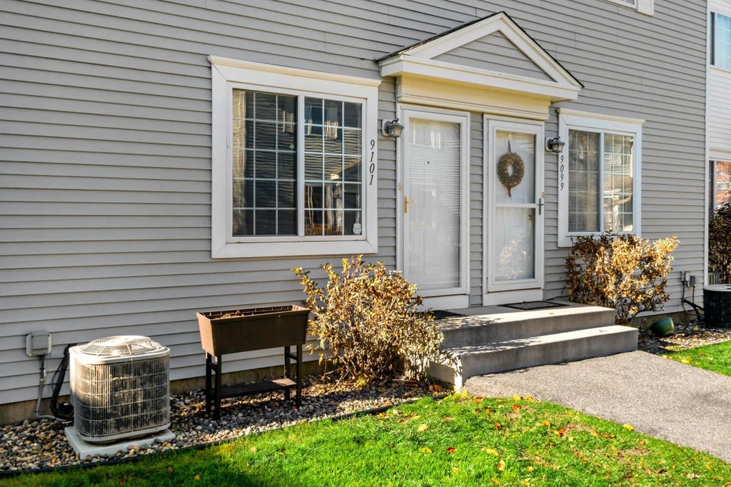 9101 Terra Verde Trail, Eden Prairie