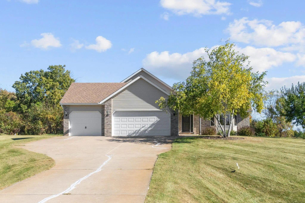 14520 Edgewood Road, Rogers