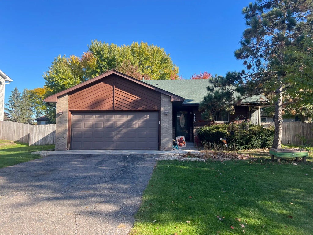 9863 Hamline Avenue N, Blaine