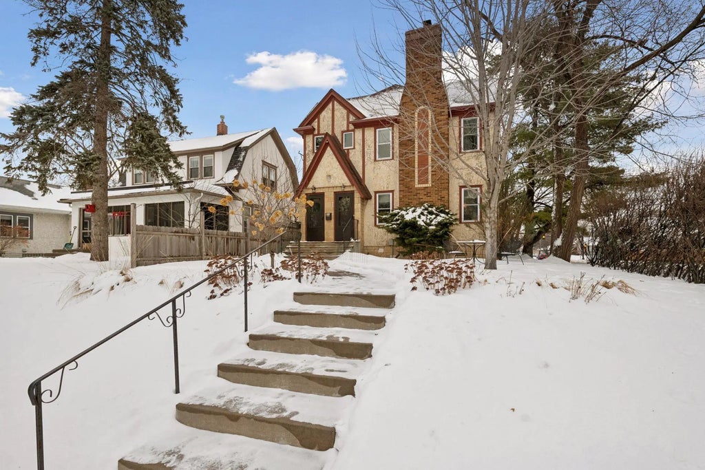 4955 Abbott Avenue S, Minneapolis