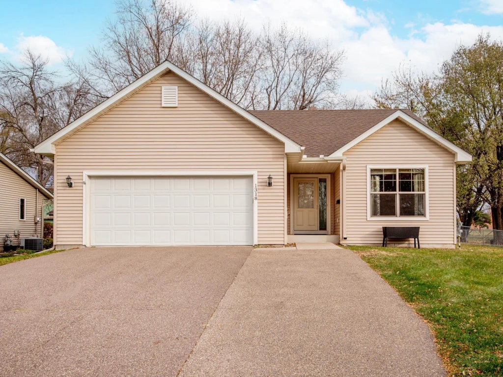 1318 Summit Avenue, St Paul Park