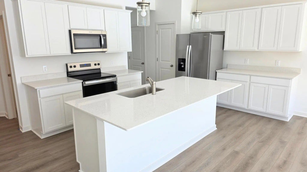 4738 Airlake Curve, Woodbury