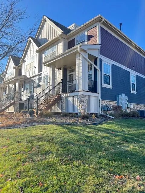 15548 Dynasty Way 103, Apple Valley