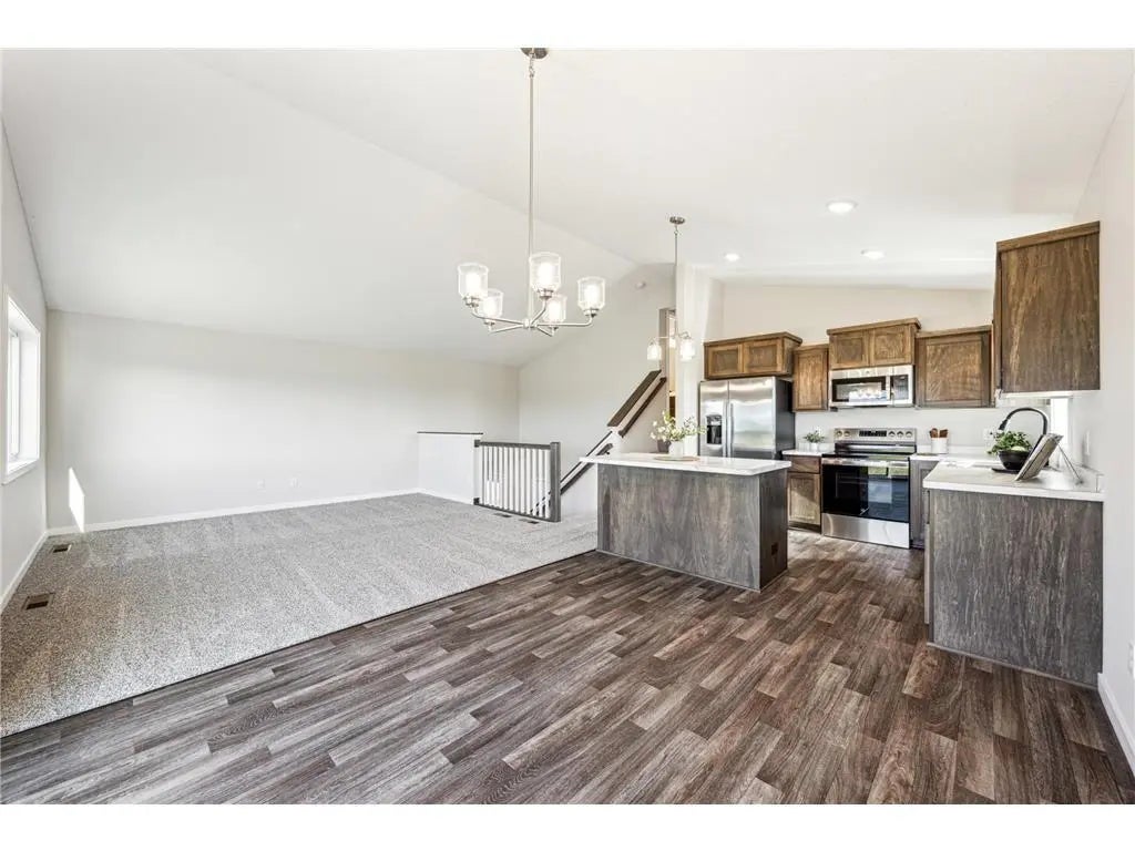 4634 9th Street Ne, Saint Cloud