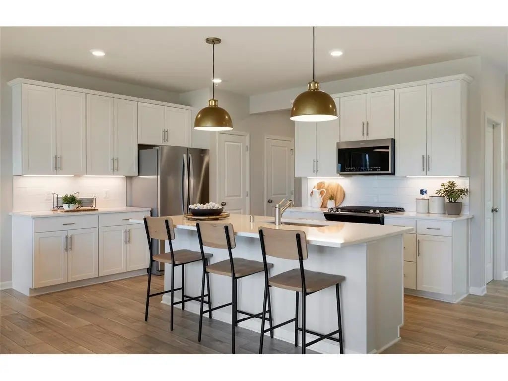 17944 Genoa Drive, Lakeville