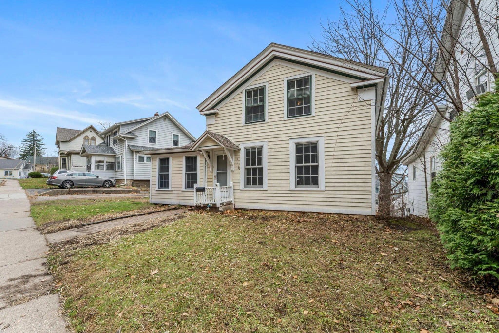 1130 W 4th Street, Red Wing