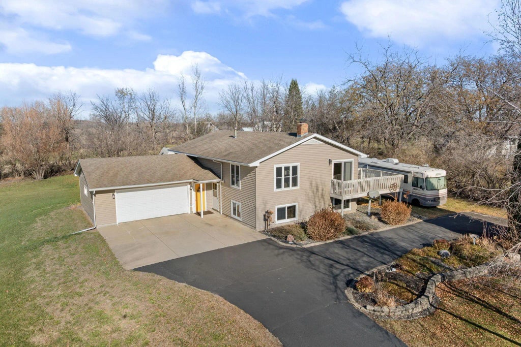 14435 Woodville Drive, Woodville Twp