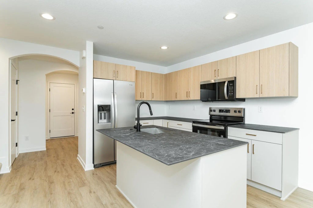 1125 Century Village Lane Ne, Rochester