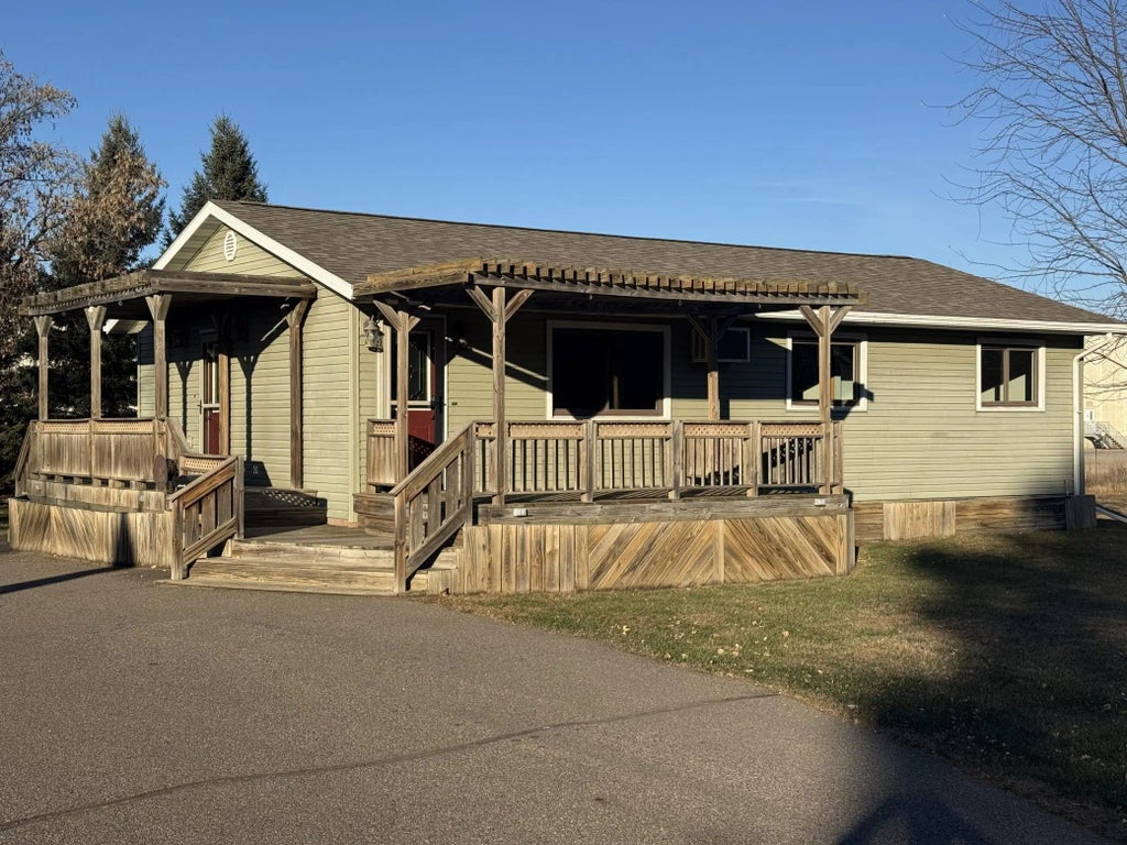 1709 Crestview Drive, Little Falls