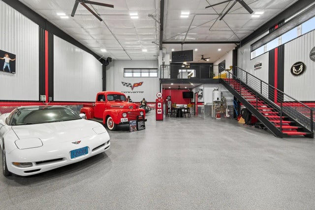 663 Valerie Avenue Unit #202, Hudson