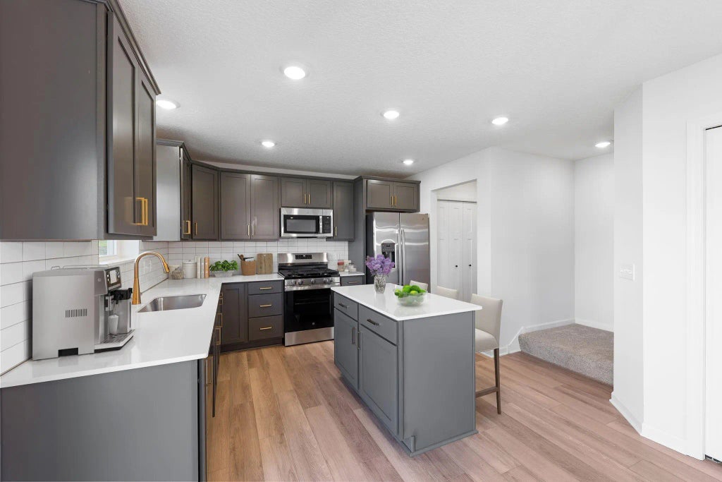 10443 Glenbrook Avenue S, Cottage Grove