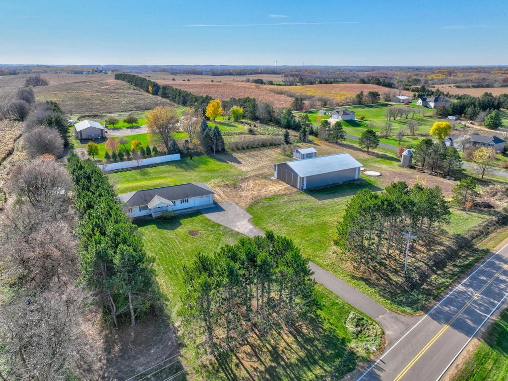 1019 100th Avenue, Roberts