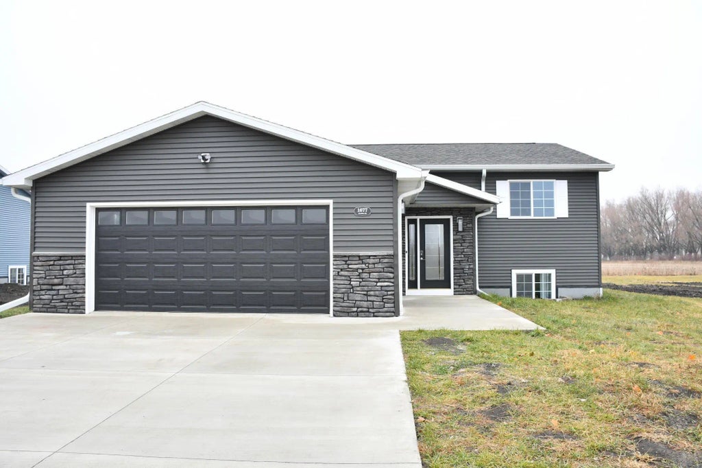 1677 Cecilee Street, Worthington