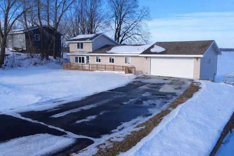 8325 Hennepin Way, Morristown