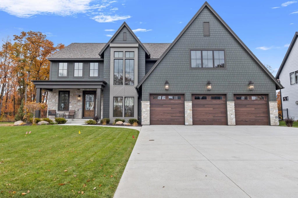 734 Shawnee Woods Road, Medina