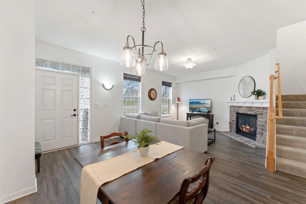 7370 Bunker Lake Boulevard Nw, Anoka