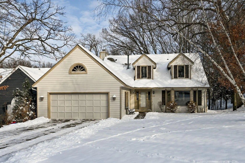 4315 Woods Way, Minnetonka