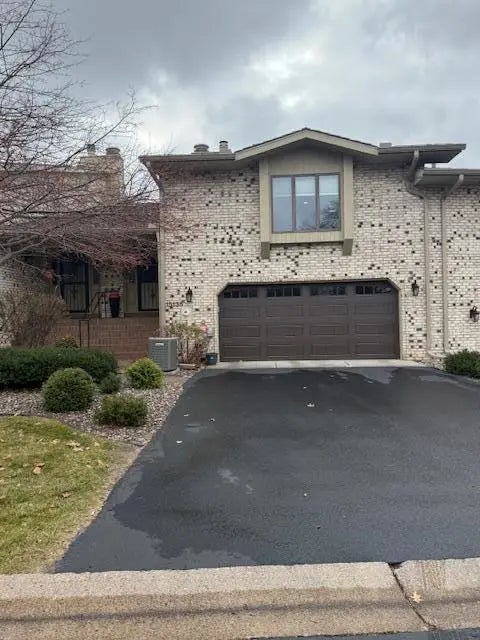 15135 38th Avenue N, Plymouth