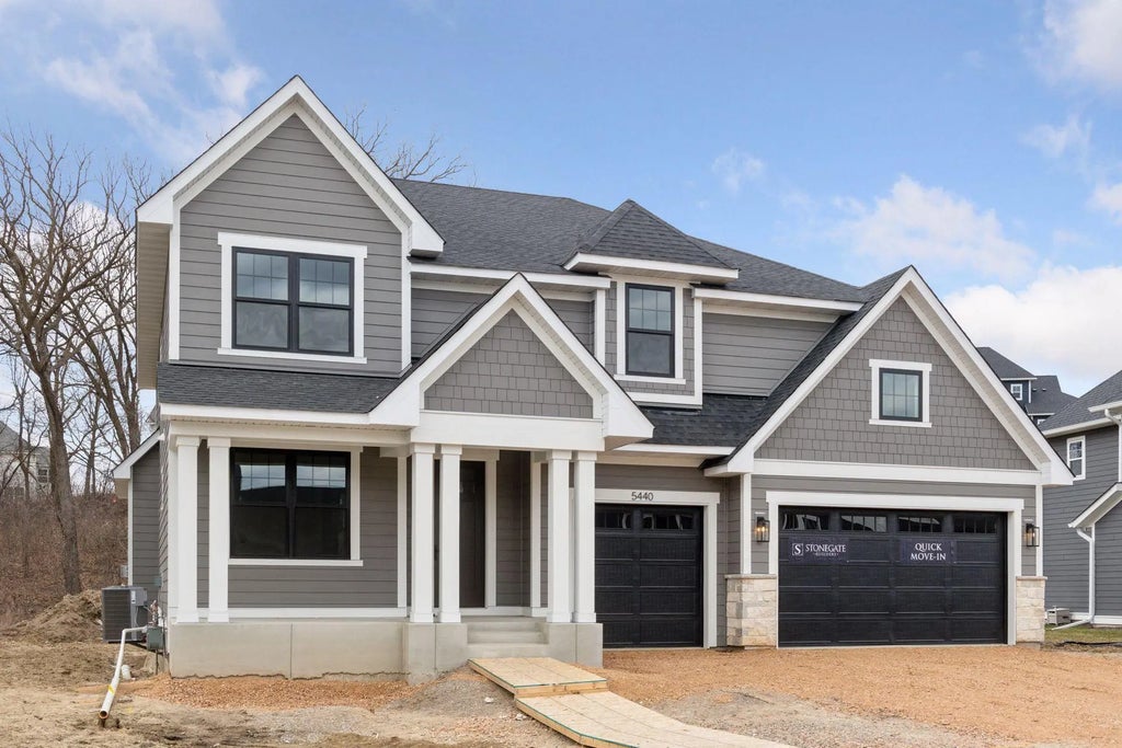 4649 Wolfberry Curve, Minnetrista