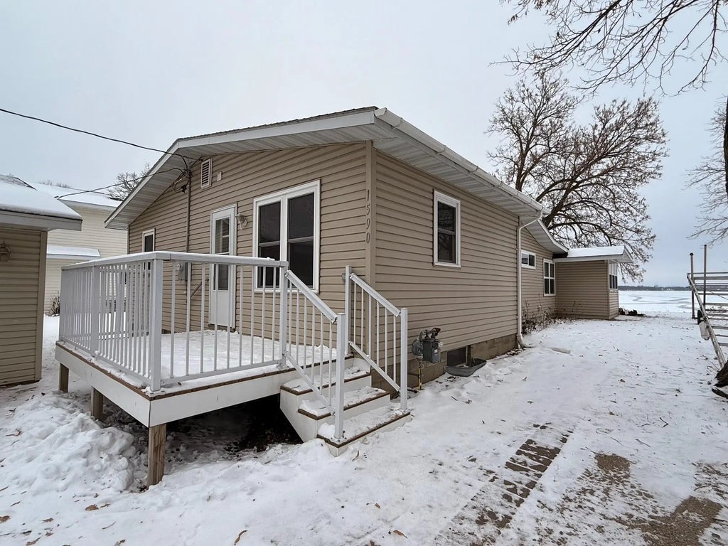 1590 W Lake Drive, Detroit Lakes