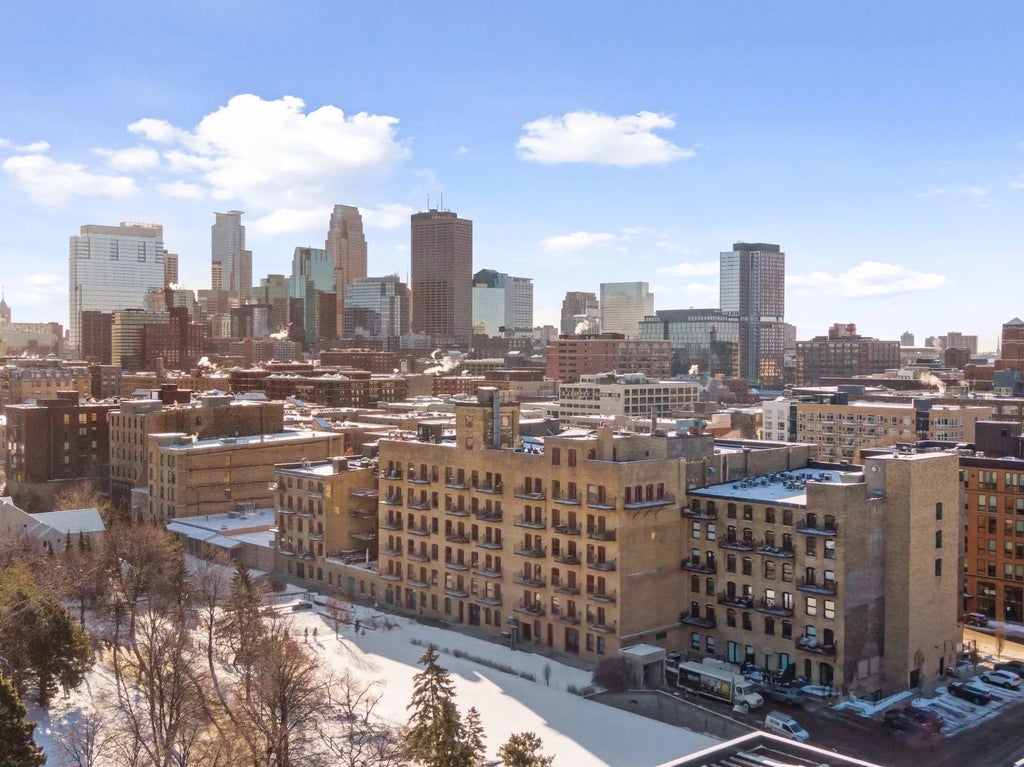 702 N 1st Street 521, Minneapolis