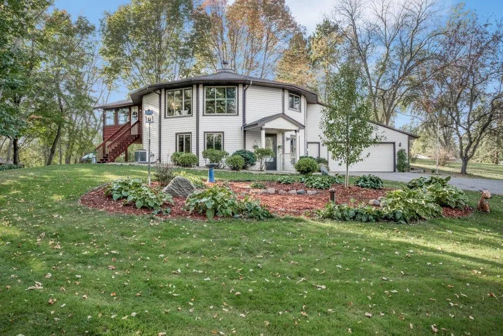 9245 Cherry Lane, Corcoran