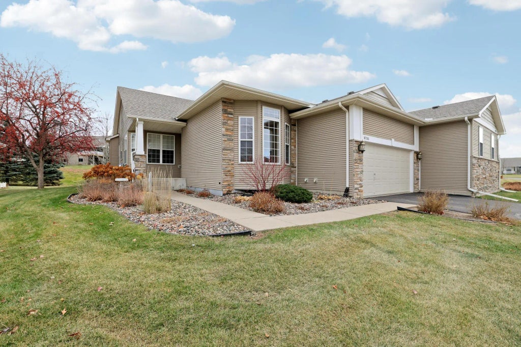 6755 Pine Arbor Boulevard S, Cottage Grove