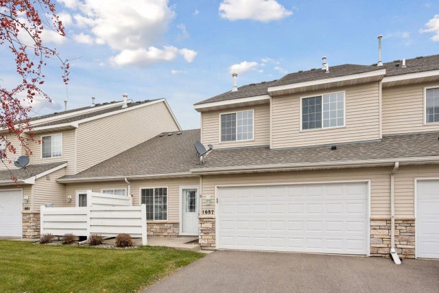 1687 Liberty Lane, Waconia