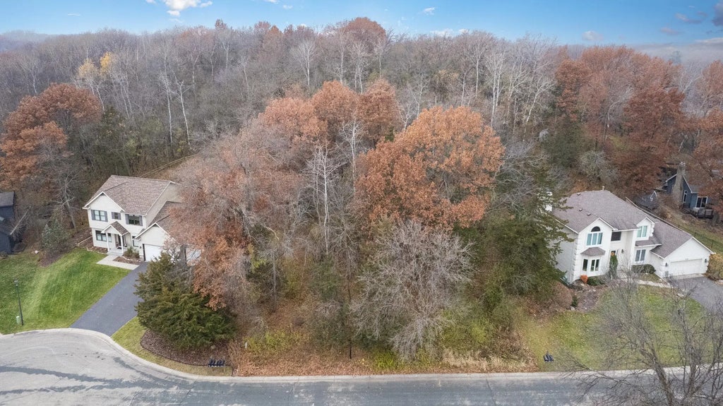 6250 Mallory Lane, Eden Prairie