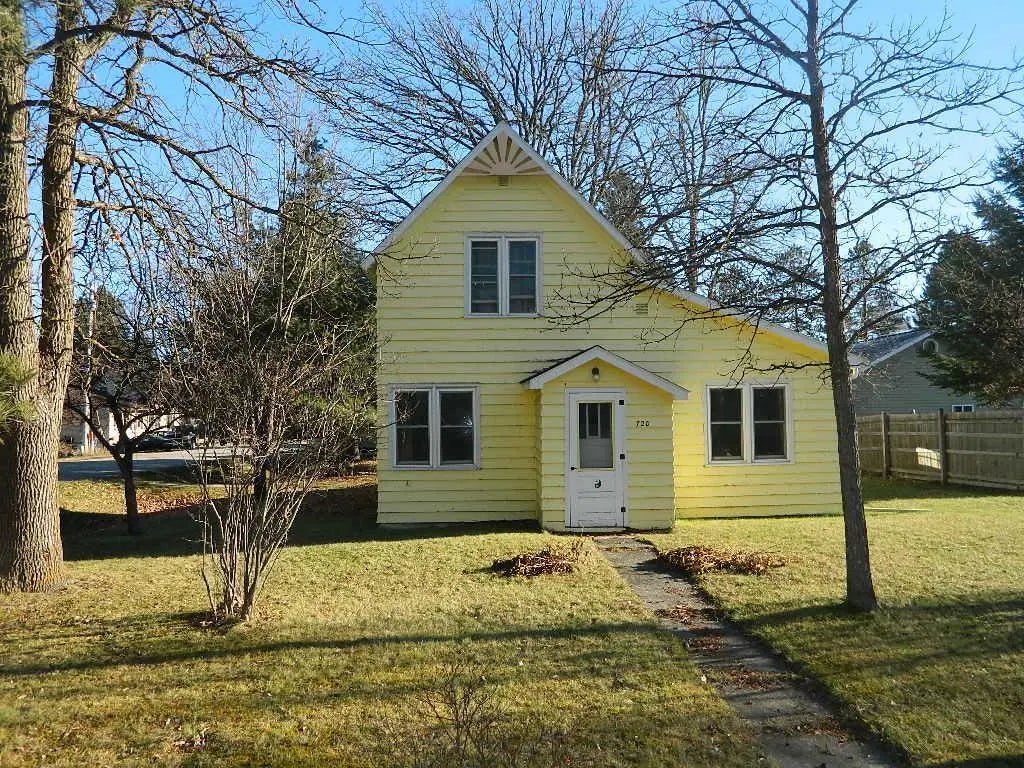 720 Spruce Street, Littlefork