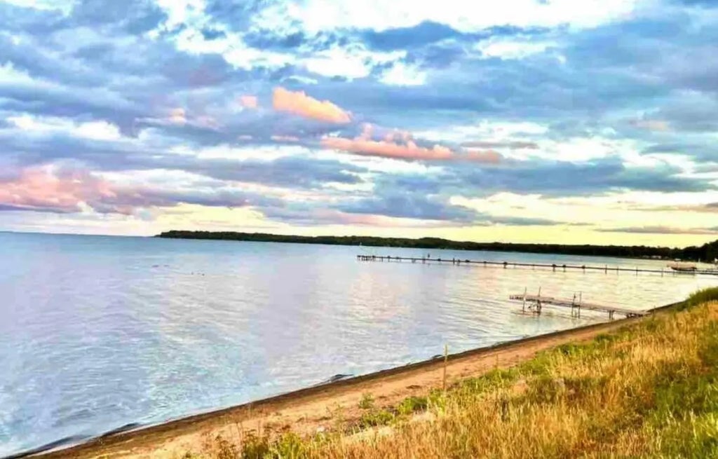 7925 Us Highway 169, Garrison