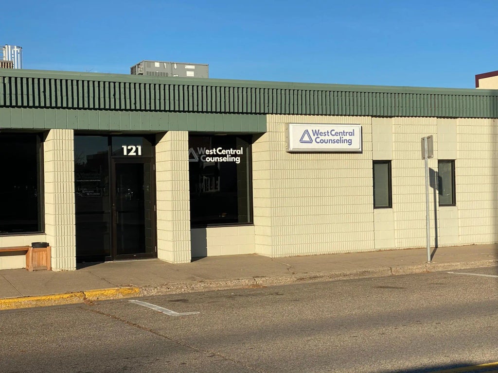 121 5th Avenue W, Alexandria