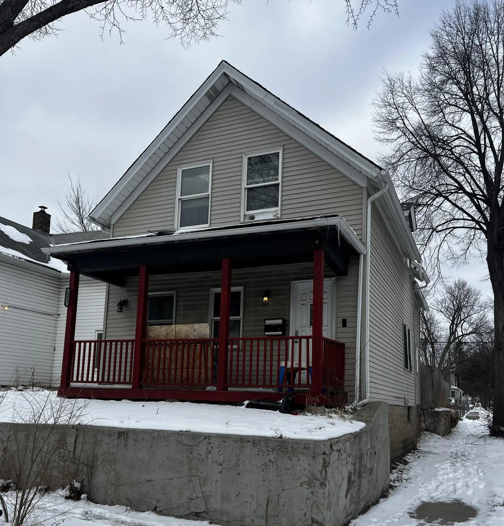 351 Sherburne Avenue, Saint Paul