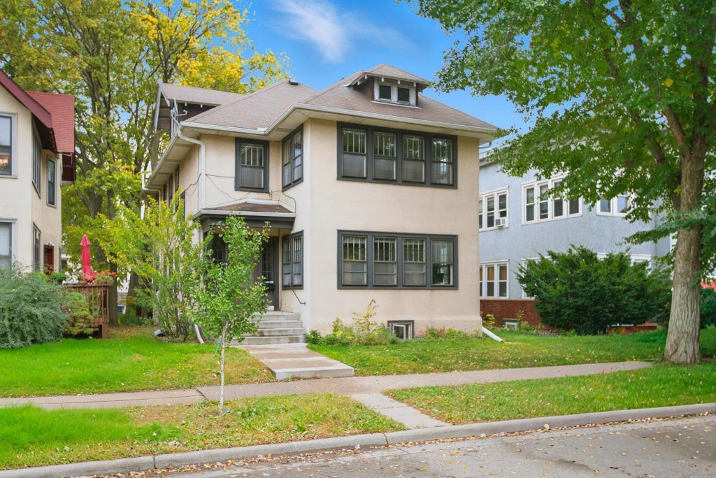 3237 Lyndale Avenue S, Minneapolis