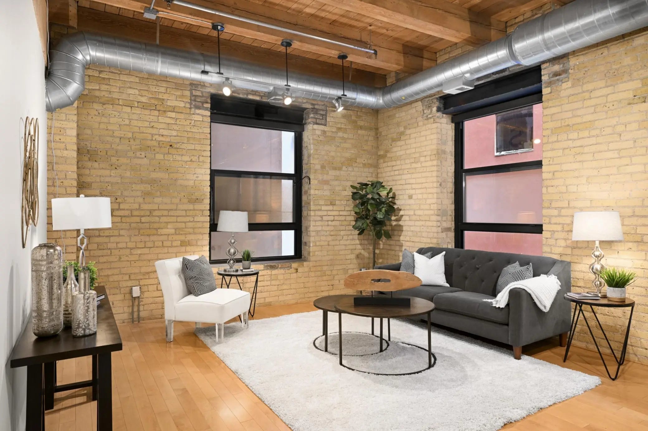 Photo of Listing #6821268