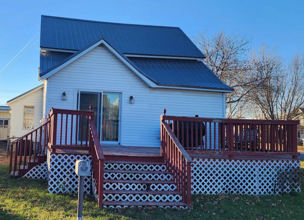 27 1st Avenue S, Long Prairie