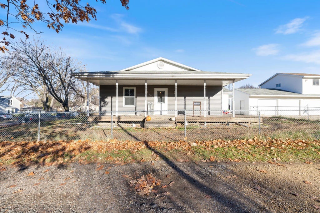 305 N Craig Street, Janesville