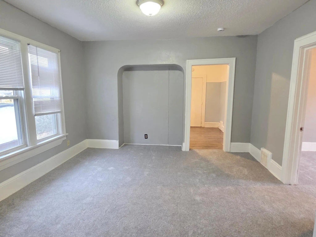 1411 Upton Avenue N, Minneapolis