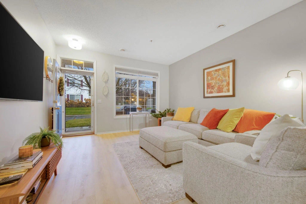 739 Maple Hills Drive I, Maplewood