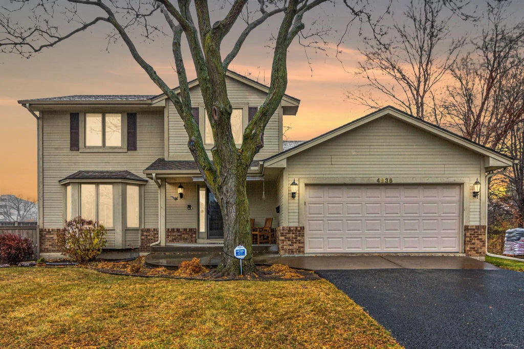4936 Poppy Lane, Edina