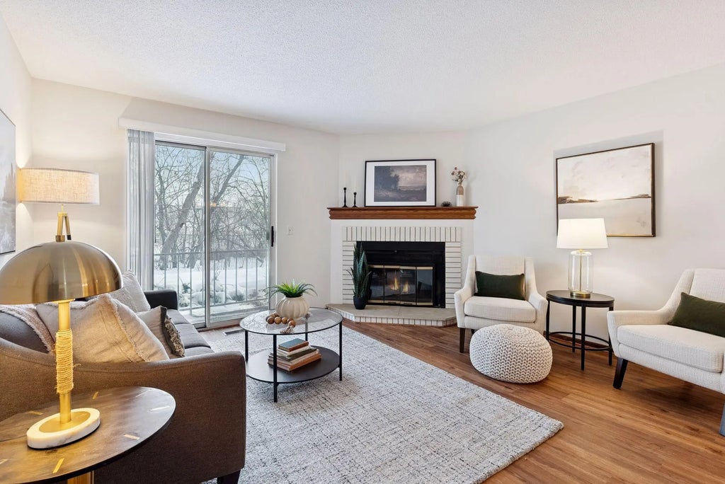 2250 Benson Avenue H, Saint Paul