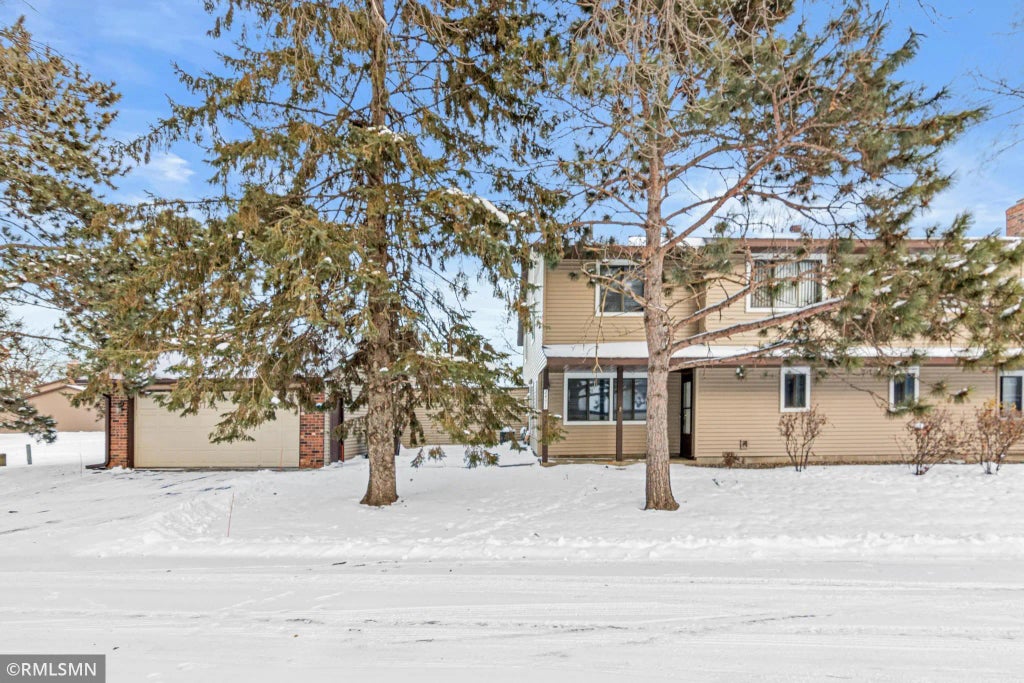 2451 Wimbledon Bay, Woodbury