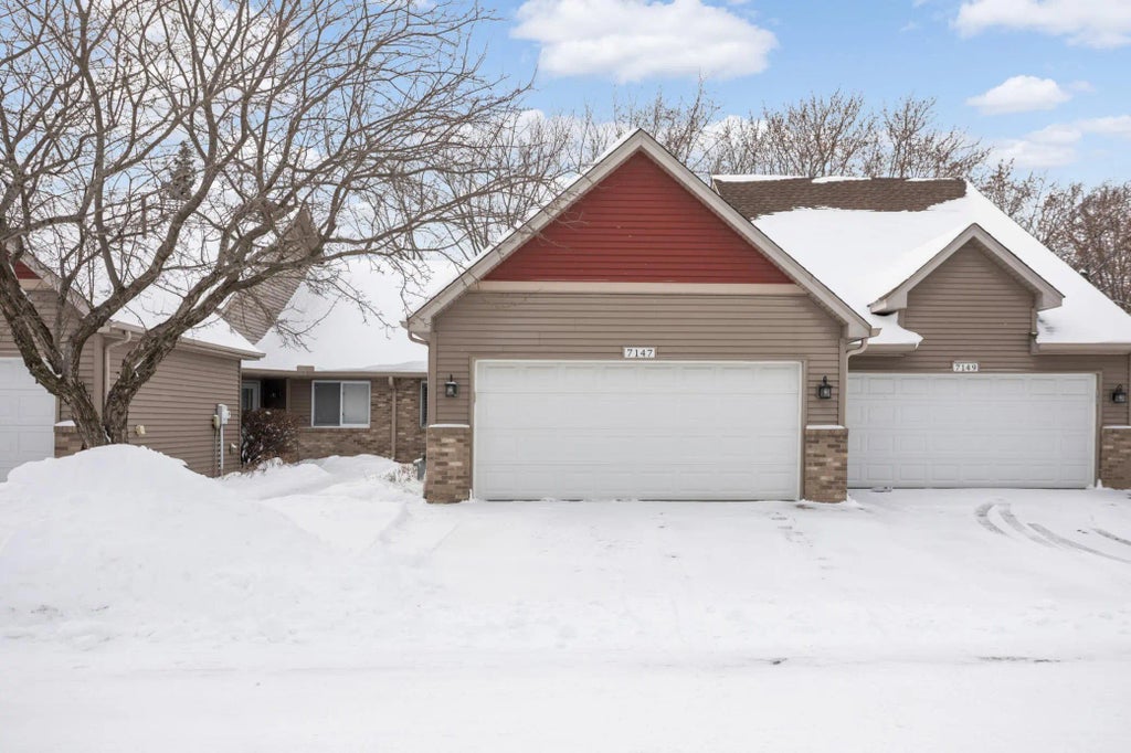 7147 Ivy Ridge Court, Lino Lakes