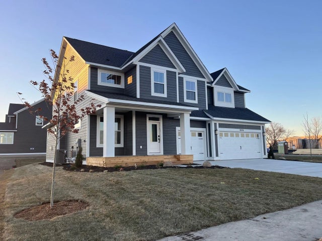 18190 104th Avenue N, Maple Grove