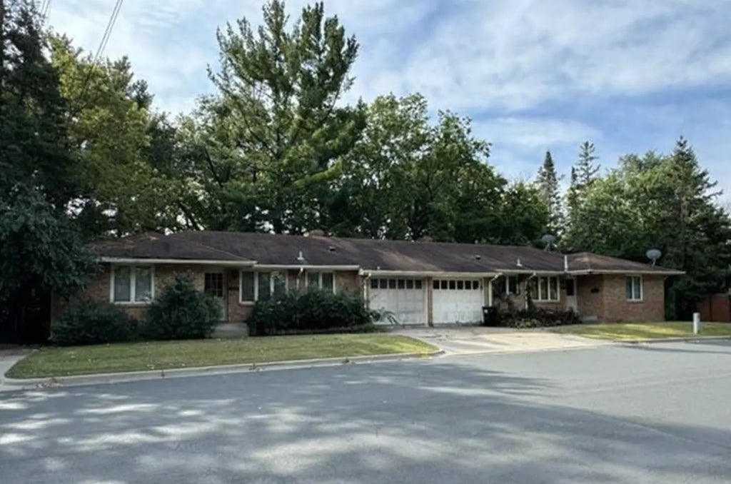 4001 W 44th Street, Edina