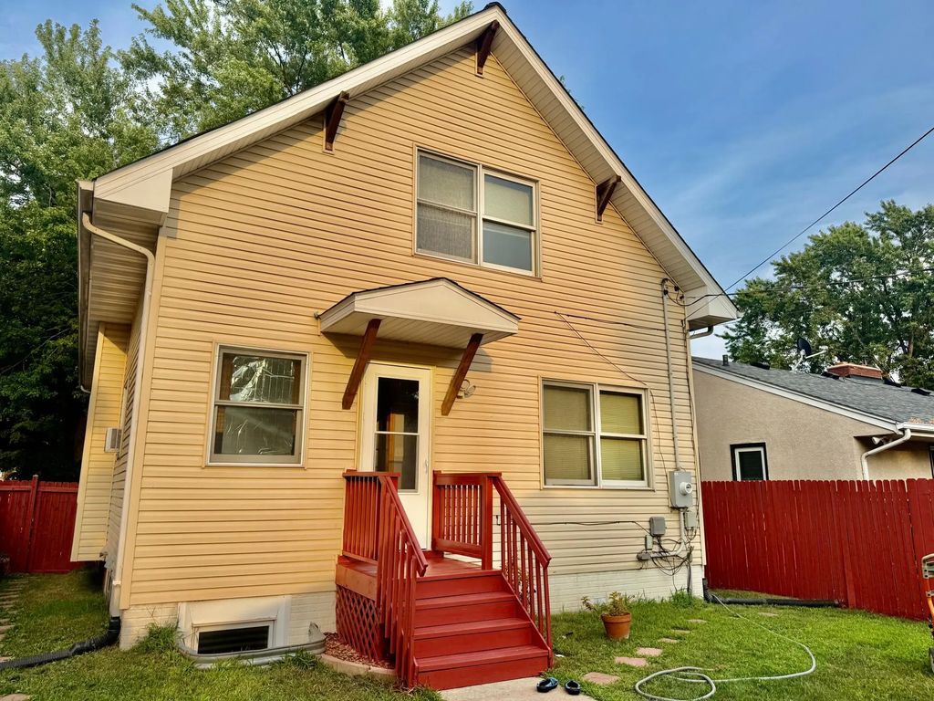 5239 N 6th Street, Minneapolis