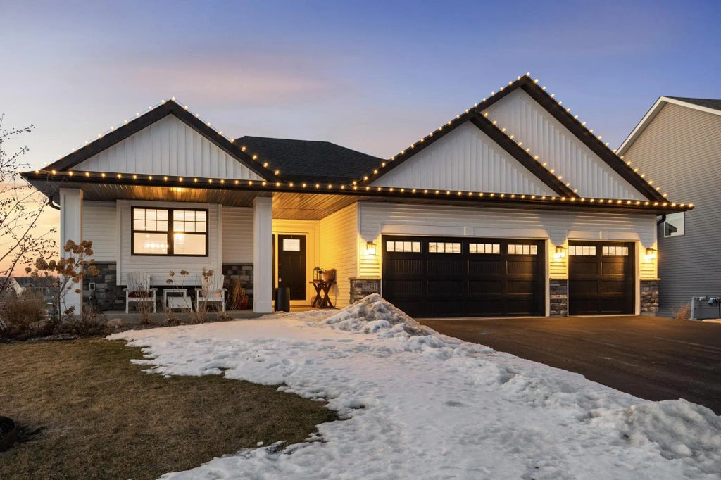 27541 Andrew Avenue, Elko New Market