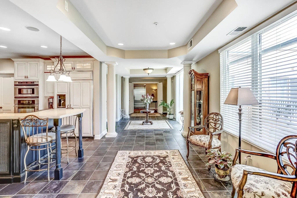 1070 Grandview Court Ne 405, Columbia Heights